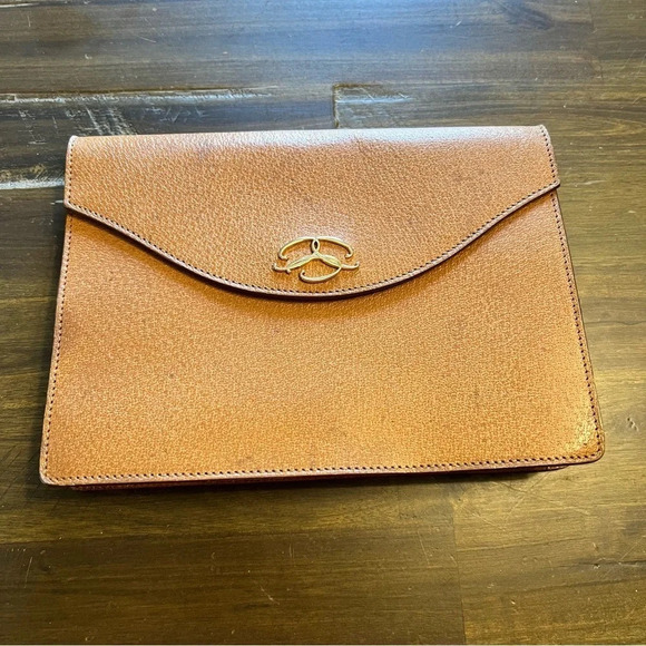 Vintage Oscar De La Renta Tan Leather Clutch Bag Fold Over Envelope Gold - Picture 1 of 10